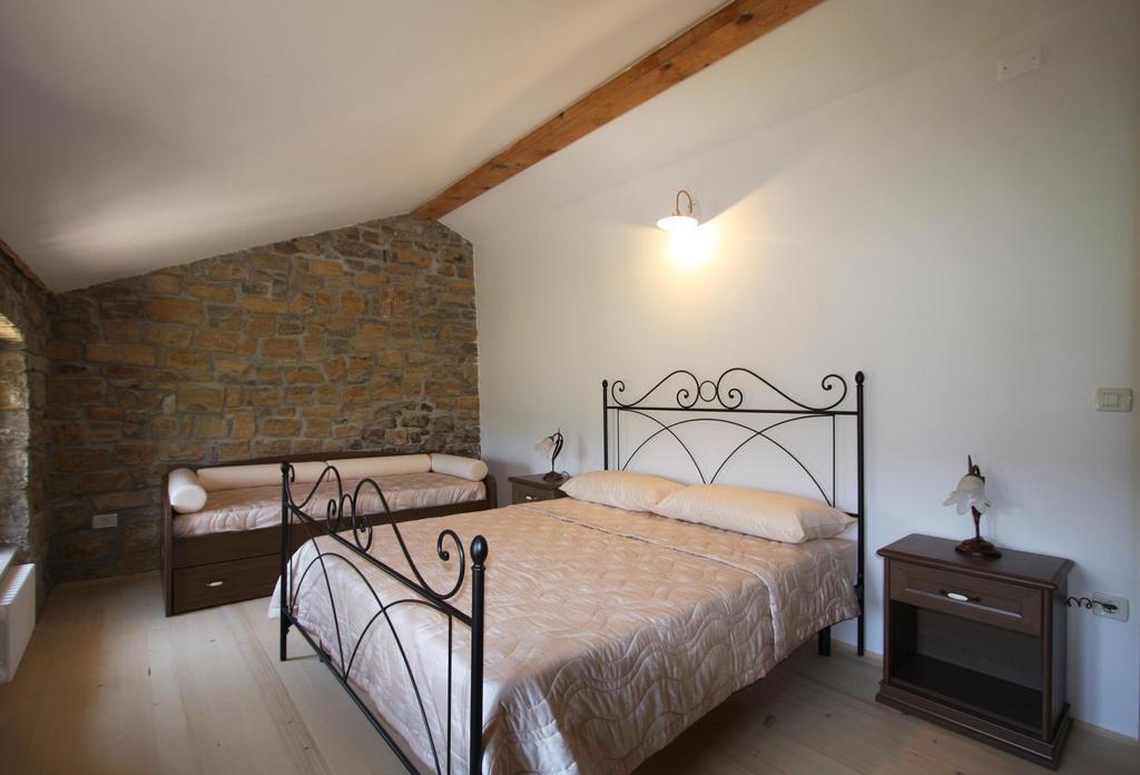 Apartments Casa Vuki Сечовлє Номер фото